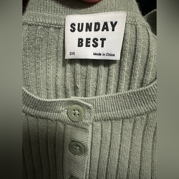 Sunday Best 1/2 Button Up Cropped Ribbed Long Sleeve Top size XXS Pastel Green - Picture 3 of 5